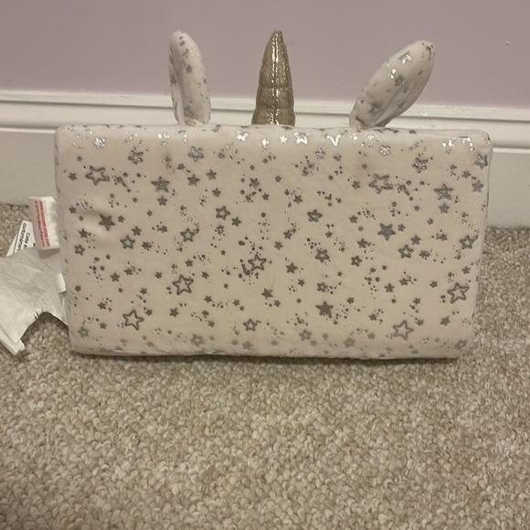 Justice unicorn tablet holder - Picture 3 of 3